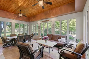 2 Gregory Ln, South Barrington, IL 60010 - Photo 11