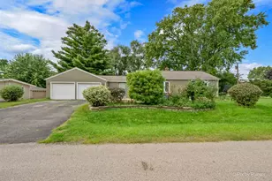 6301 Robert Rd, Cary, IL 60013 - Photo 1