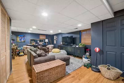 2103 Olde Mill Lane, McHenry, IL 60050 - Photo 5