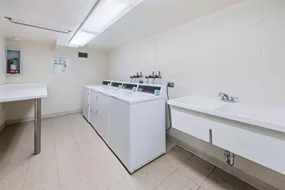 175 E Delaware Place #8608, Chicago, IL 60611 - Photo 29