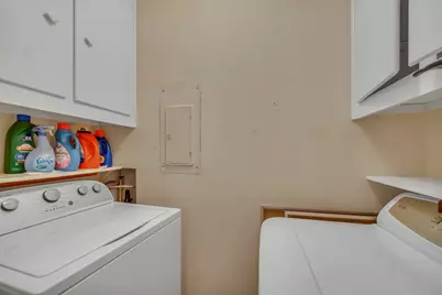 640 Burgundy Court #D, Elk Grove Village, IL 60007 - Photo 19