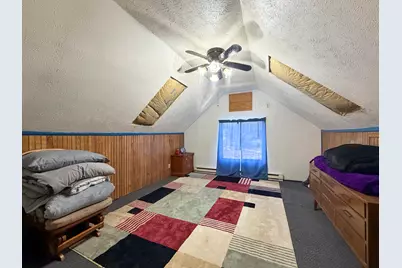 828 S Adams Avenue, Freeport, IL 61032 - Photo 11