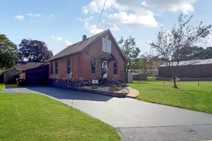 828 S Adams Ave, Freeport, IL 61032 - Photo 19
