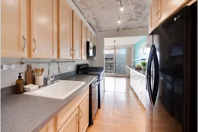 4170 N Marine Drive #16H, Chicago, IL 60613 - Photo 11
