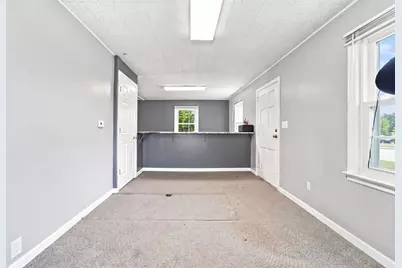 1630 E New York Street, Aurora, IL 60505 - Photo 5