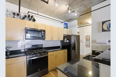 700 W Van Buren Street #602, Chicago, IL 60607 - Photo 5