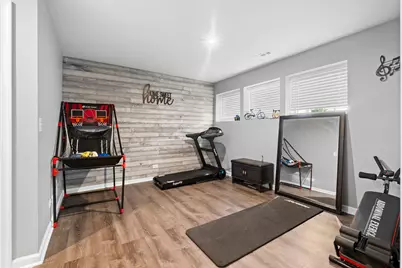47 Nicholas Drive E, Des Plaines, IL 60016 - Photo 21