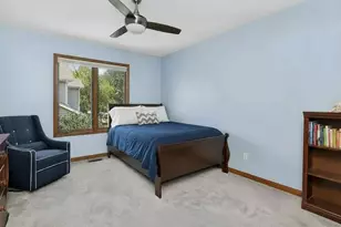 319 Jamatt Ct, Naperville, IL 60540 - Photo 19