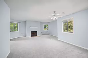 2880 Torrey Pine Ln, Lisle, IL 60532 - Photo 3