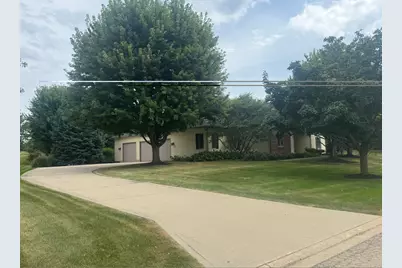 384 Valley Way, Burlington, IL 60109 - Photo 3