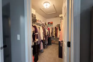 1615 Maureen Dr, Hoffman Estates, IL 60192 - Photo 9