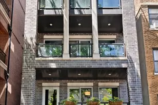 2922 N Sheffield Ave, Chicago, IL 60657 - Photo 1