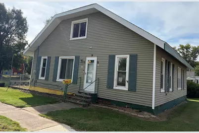 323 W Chestnut Street, Mason City, IL 62664 - Photo 1