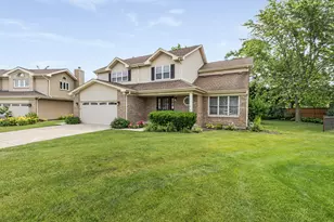 1121 Russetwood Ct, Wheeling, IL 60090 - Photo 3