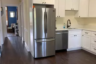 5102 W Sunnyside Ave, Chicago, IL 60630 - Photo 9