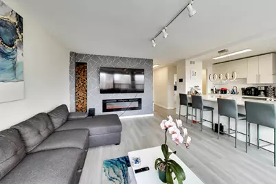 1455 N Sandburg Terrace #2306B, Chicago, IL 60610 - Photo 5