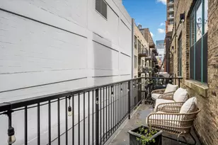 420 W Ontario St, Chicago, IL 60654 - Photo 21