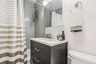 655 W Irving Park Rd, Chicago, IL 60613 - Photo 13