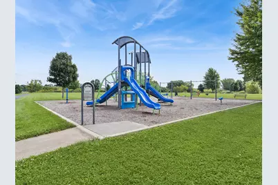 240 W Winding Trail Circle, Round Lake, IL 60073 - Photo 21