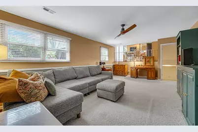 1061 185th Place, Homewood, IL 60430 - Photo 3