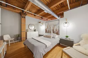 375 W Erie St, Chicago, IL 60654 - Photo 13