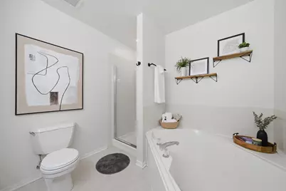 375 W Erie Street #412, Chicago, IL 60654 - Photo 17