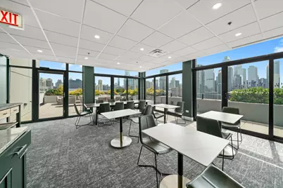 375 W Erie Street #412, Chicago, IL 60654 - Photo 31