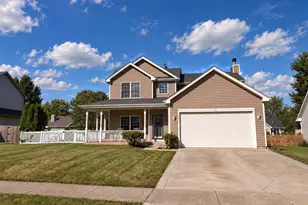 545 S Huntley St, Maple Park, IL 60151 - Photo 1