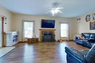 545 S Huntley St, Maple Park, IL 60151 - Photo 15