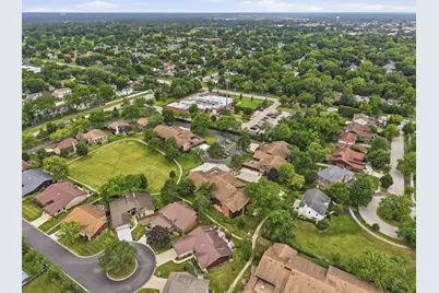 3105 Toulon Drive #E2, Northbrook, IL 60062 - Photo 23
