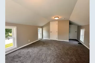 323 N Main Street, Earlville, IL 60518 - Photo 25