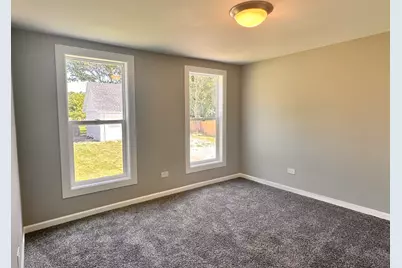 323 N Main Street, Earlville, IL 60518 - Photo 17