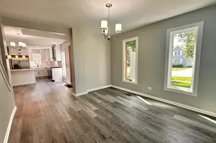 323 N Main St, Earlville, IL 60518 - Photo 7