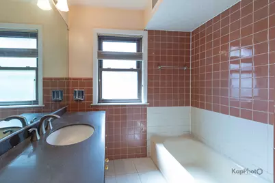 6557 N Christiana Avenue, Lincolnwood, IL 60712 - Photo 21