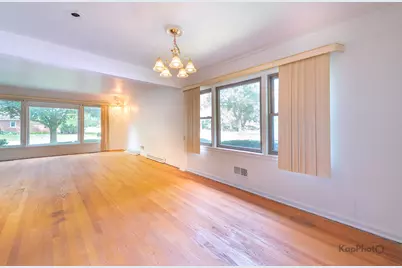 6557 N Christiana Avenue, Lincolnwood, IL 60712 - Photo 7