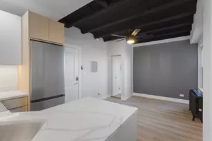 6026 N Winthrop Ave, Chicago, IL 60660 - Photo 3
