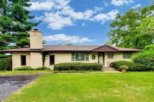 1880 Maple Ave, Downers Grove, IL 60515 - Photo 1