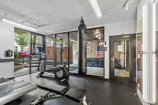6134 N Kenmore Ave, Chicago, IL 60660 - Photo 15