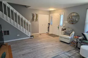 15709 Chesterfield Ln, Orland Park, IL 60462 - Photo 11