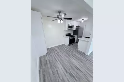 8000 Archer Avenue #117, Willow Springs, IL 60480 - Photo 3
