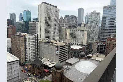 10 E Ontario Street #2012, Chicago, IL 60611 - Photo 19