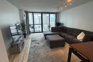 10 E Ontario St, Chicago, IL 60611 - Photo 3