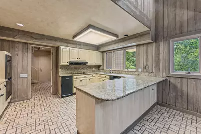 560 Thornmeadow Road, Riverwoods, IL 60015 - Photo 9