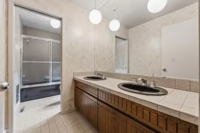 560 Thornmeadow Road, Riverwoods, IL 60015 - Photo 25