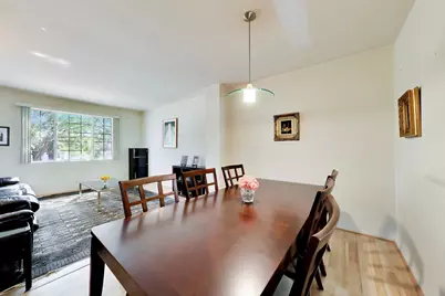 1022 Savoy Court, Elk Grove Village, IL 60007 - Photo 7