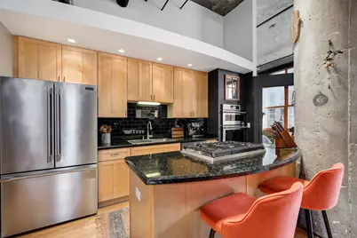 360 W Illinois Street #2F, Chicago, IL 60654 - Photo 15