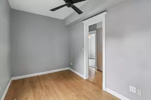 3643 N Hoyne Ave, Chicago, IL 60618 - Photo 17