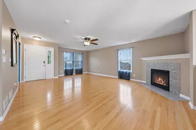 1006 Foxview Drive, Joliet, IL 60431 - Photo 5