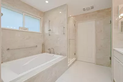 2920 Farmington Drive, Lindenhurst, IL 60046 - Photo 25