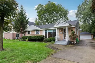 648 Shermer Rd, Glenview, IL 60025 - Photo 1
